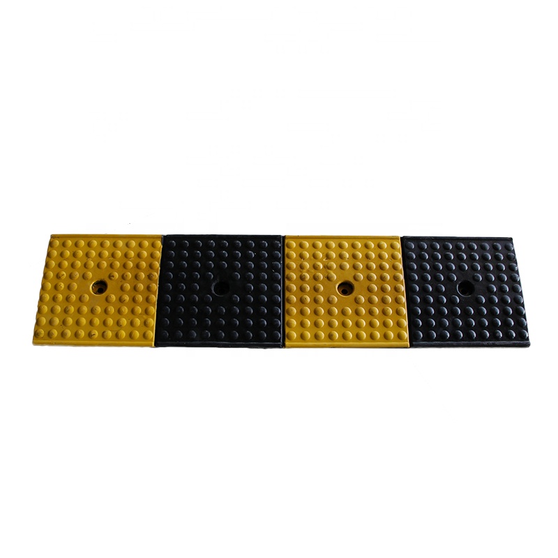 Flexible Garagenrampe / Bordsteinrampe aus Gummi